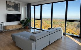 Widok - Klima - WiFi - Netflix - Sauna - Darmowy parking - Siłownia - Obok plaży - Mieszkanie z widokiem na morze 6 osób